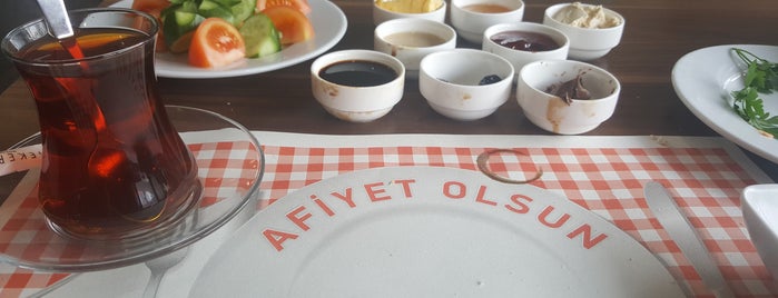 Mytea Cafe Restaurant is one of Cem'in Beğendiği Mekanlar.