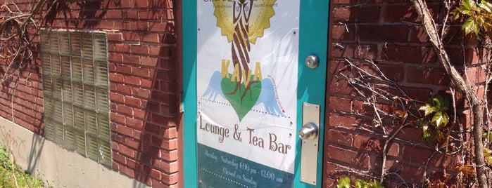 Sacred Root Lounge & Tea Bar is one of Tempat yang Disukai Jamie.