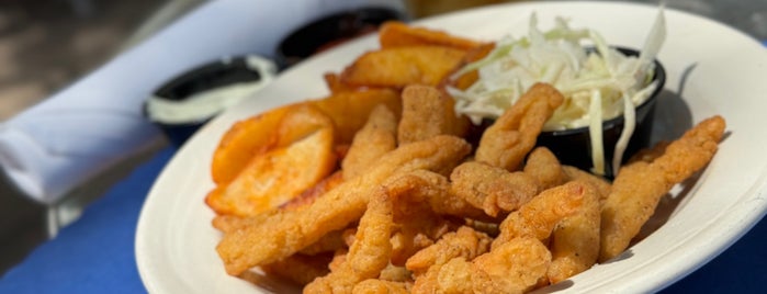 Kelly's Dockside Cafe is one of Places to Try.