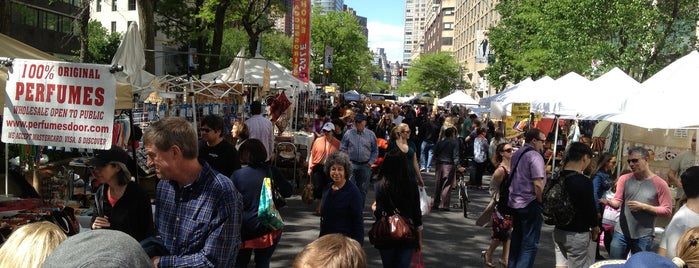 Broadway Street Fair is one of RIP Midtown.