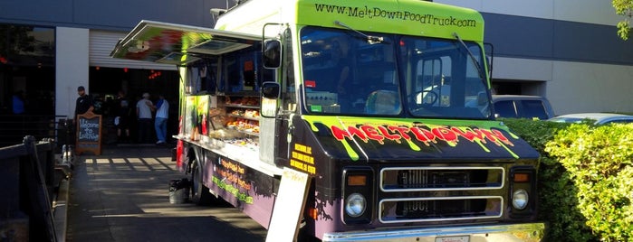 Meltdown Food Truck is one of Tempat yang Disukai Sugar.