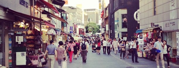 Insadong-gil is one of 歩きたい道・テーマ通り・公園（まったり）.