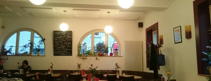 Mutz Café und Restaurant is one of Drink to do.