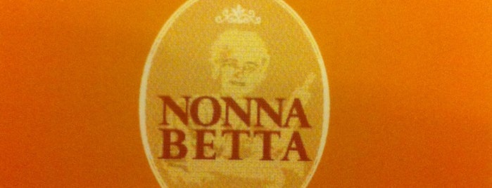 Nonna Betta is one of Sam's tips til Rom.