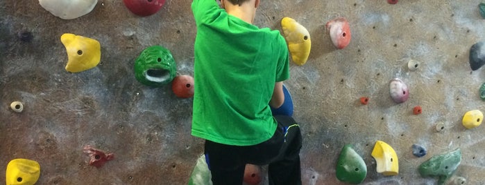Central Rock Climbing Gym is one of Where to bring a date in Pioneer Valley.