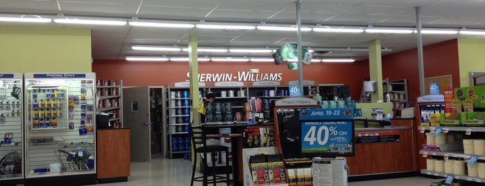 Sherwin-Williams Paint Store is one of Tempat yang Disukai Rew.