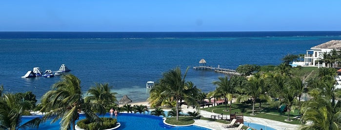 Pristine Bay Resort is one of Roatan.