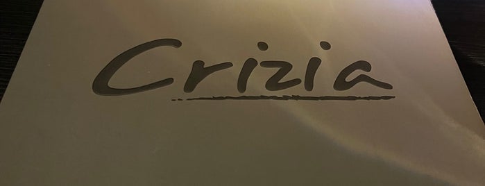 Crizia is one of Restaurante 1.