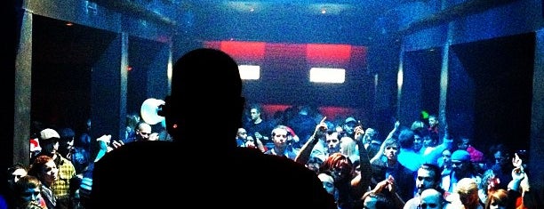 The Mid is one of bars.