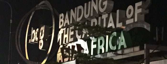 Welcome To Bandung is one of tempat-tempat yg saya kunjungin.