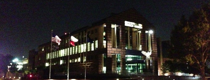 Federal Reserve Bank of Dallas - Houston Branch is one of Monica'nın Beğendiği Mekanlar.