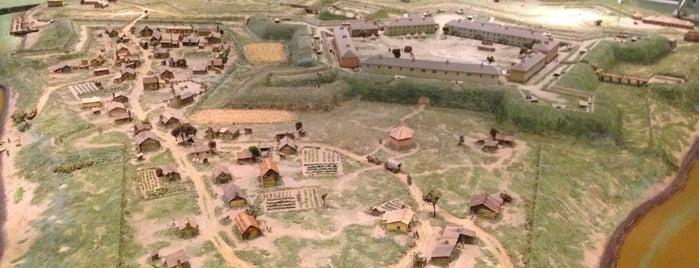 Fort Pitt Museum is one of Tempat yang Disukai Ian.