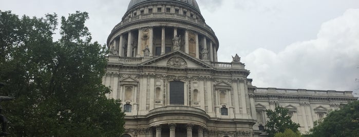St Paul's Cathedral is one of London 2016.
