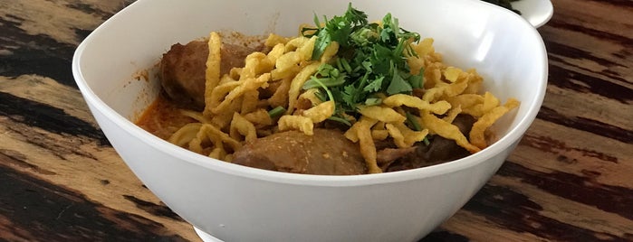 Khao Soi Mae Sai is one of Pieterさんのお気に入りスポット.