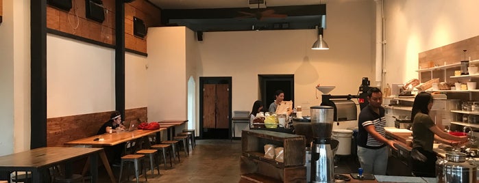 Andante Coffee Roasters is one of สถานที่ที่ Pieter ถูกใจ.