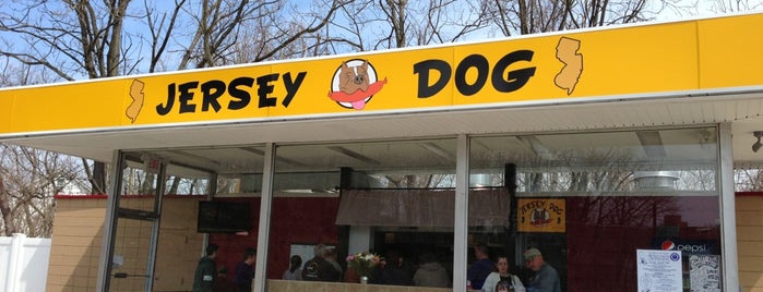 Jersey Dog is one of Locais curtidos por Louis J..