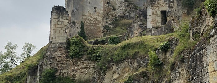 Château de Lavardin is one of Tempat yang Disukai Mael.