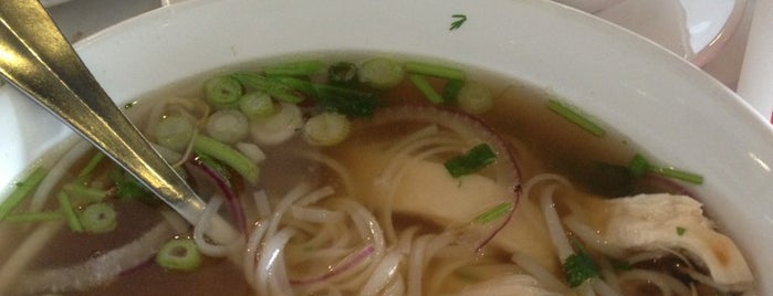 Pho is for Lovers is one of Dallas Top Spots = Peter's Fav's.