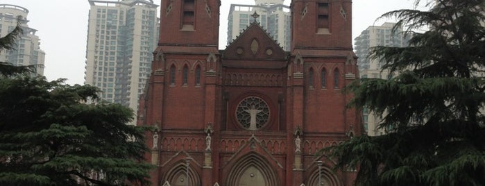 Saint Ignatius Cathedral is one of สถานที่ที่ Jess ถูกใจ.