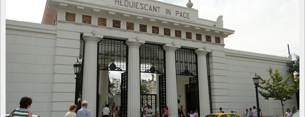 Friedhof La Recoleta is one of Buenos Aires.