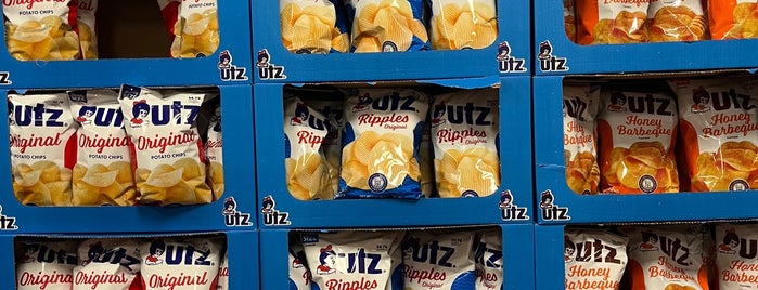 Utz Factory Outlet is one of Local Places.