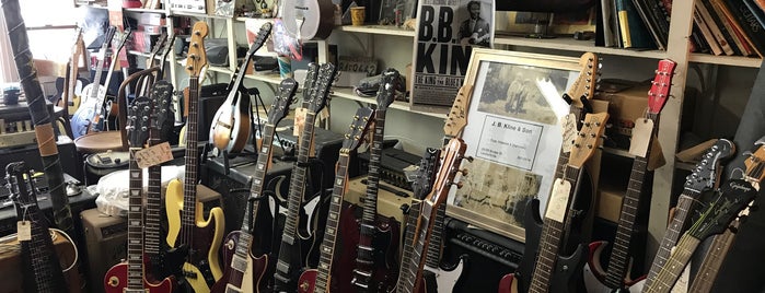 J B Kline New & Vintage Guitars is one of Philly Full On.
