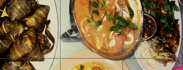 Mook Thai Seafood, Jalan Alor is one of Kl.
