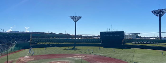 宇都宮清原球場 is one of baseball stadiums.
