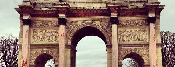 Arc de Triomphe du Carrousel is one of Tempat yang Disukai Silvia.