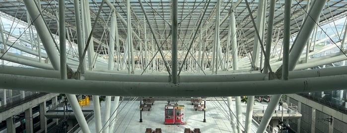 RER Aéroport Charles de Gaulle 2 TGV [B] is one of gares.