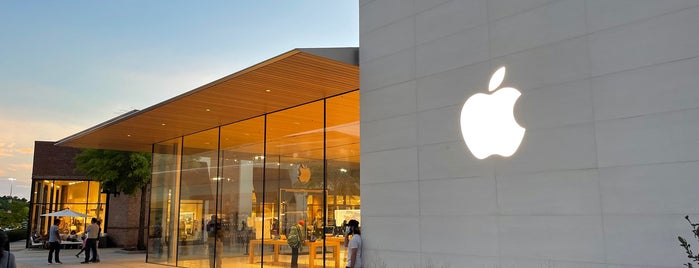Apple Southpoint is one of UNC Chapel Hill.