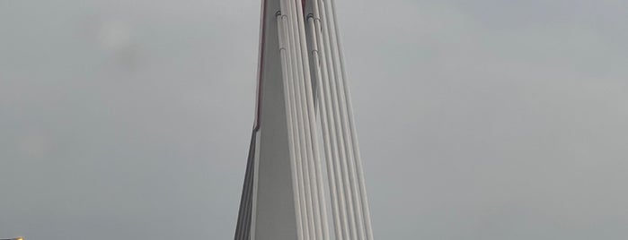 Jembatan Layang Pasupati is one of Bandung Kota Kembang.