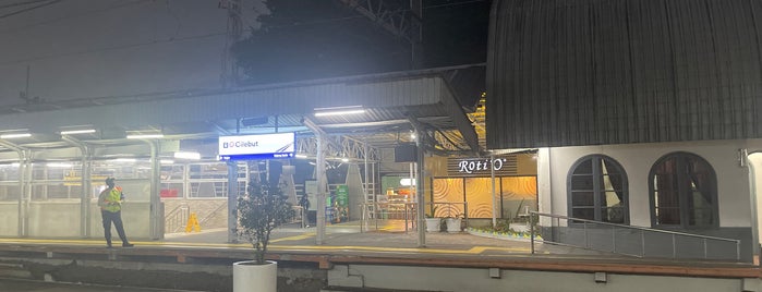 Stasiun Cilebut is one of Stasiun Kereta di Indonesia.