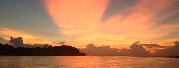 Pantai Tanjung Pinggir is one of Top 10 favorites places in Batam, Indonesia.