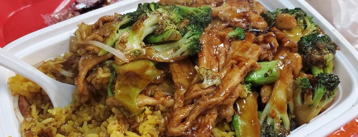 King's Wok is one of Lugares favoritos de Curt.