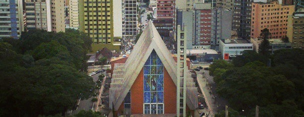 Catedral Metropolitana de Londrina is one of A CULTURA É O ÚNICO BEM QUE VC LEVA COM VC.
