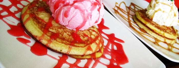 Pisetta (Italian ice cream & pancake parlor) is one of Sweets♡ chocolate! ice cream!.