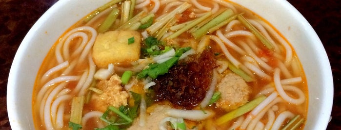 Huong's Vietnamese Bistro is one of Ottawa life.