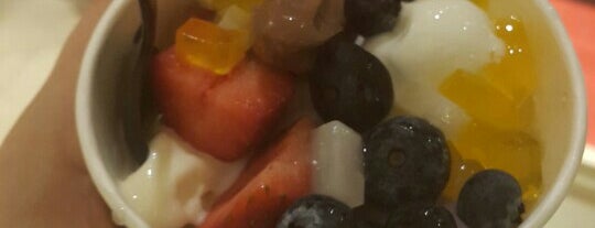 Tutti Frutti is one of Locais curtidos por Alia.