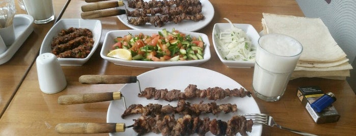 Erzurum Cağ Kebabi is one of Locais curtidos por Dr.Gökhan.