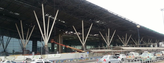 Kempegowda International Airport (BLR) is one of Favourite Places to visit.