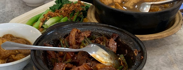 兰花肉骨茶 Puchong is one of Puchong Food.