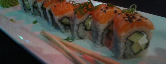 Blue Sushi Sake Grill is one of Lugares guardados de Deimos.