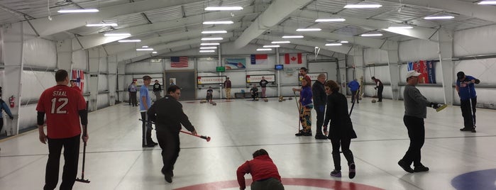 Triangle Curling Club is one of Brian : понравившиеся места.