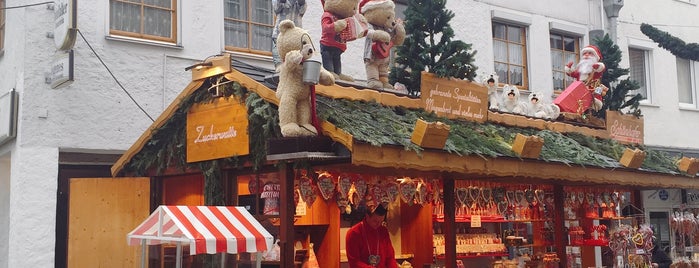 Reutlinger Weihnachtsmarkt is one of Weihnachtsmärkte.