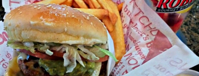 Red Robin Gourmet Burgers and Brews is one of The 13 Best Places for Blue Cheese Burger in Boise.