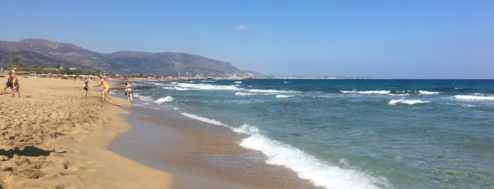 Potamos Beach is one of Аня'ın Kaydettiği Mekanlar.