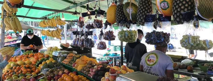 Feira Livre das Mercês is one of Fds em Curitiba.