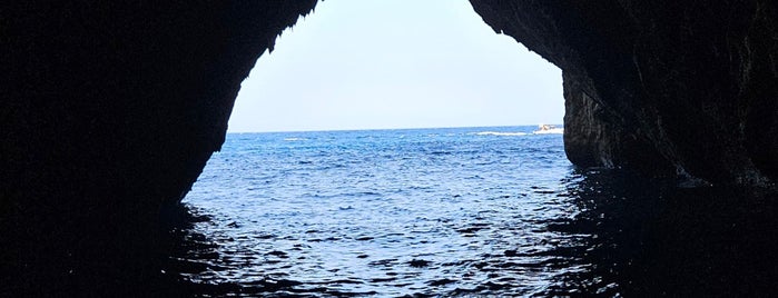 La Grotta del Conte is one of Puglia to do.