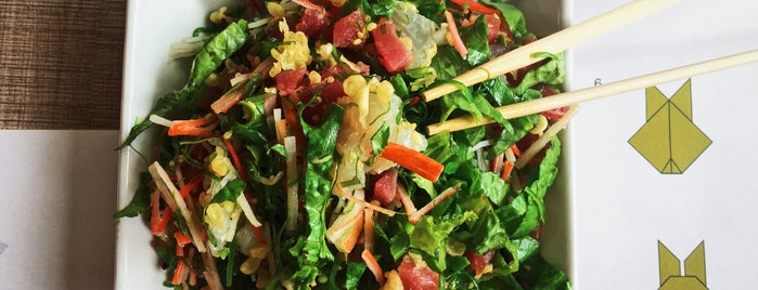 Karomi Sushi Salad is one of Para Probar.